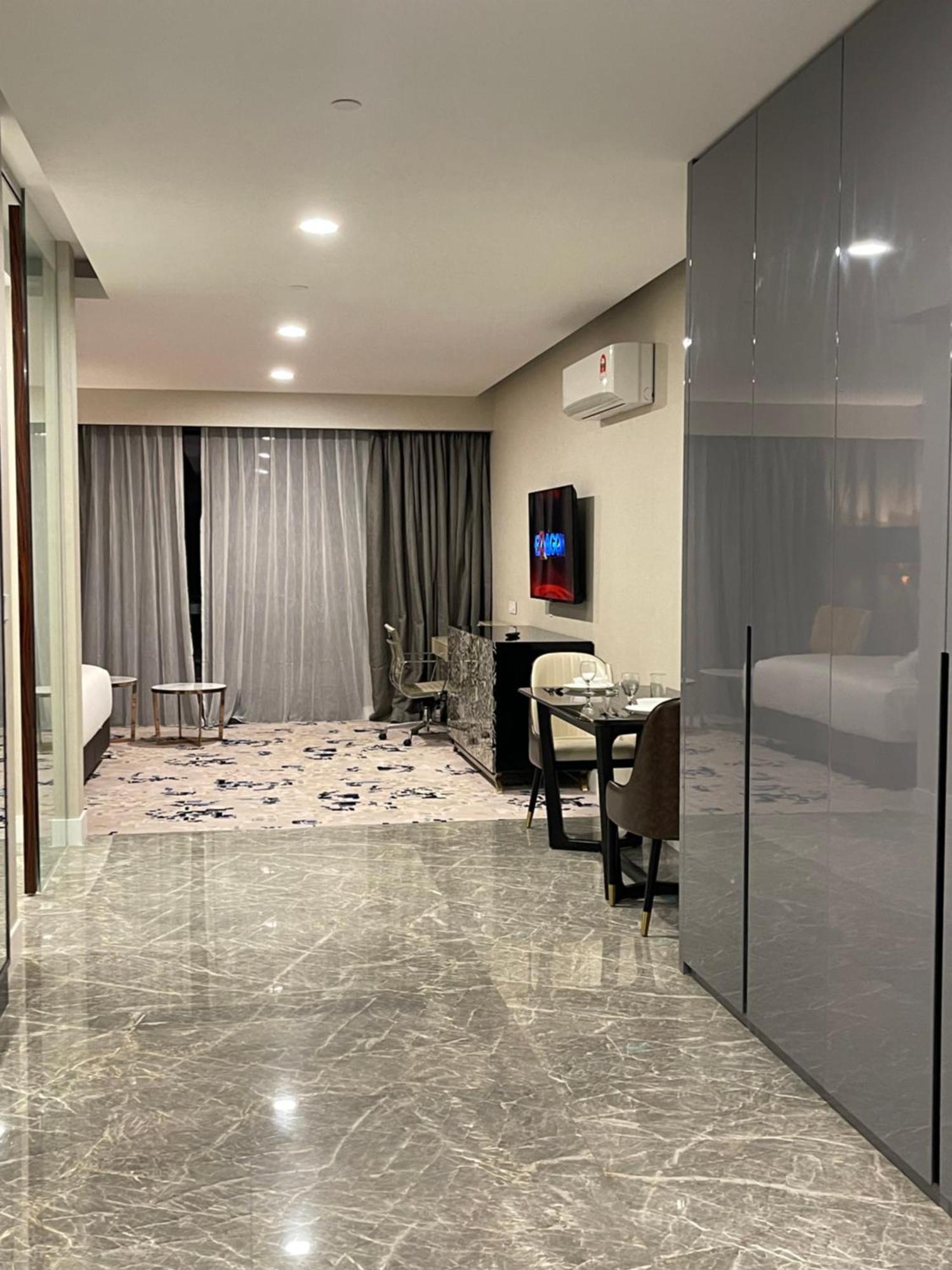 Klcc Platinum 2 By Hibernate Apartment Kuala Lumpur Exterior photo